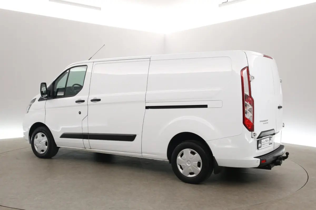 2.0 TDCI L2H1 | Airco | Camera | Cruise | 3 Zits | Trekhaak | 2xSchuifdeur | Parkeersens.
