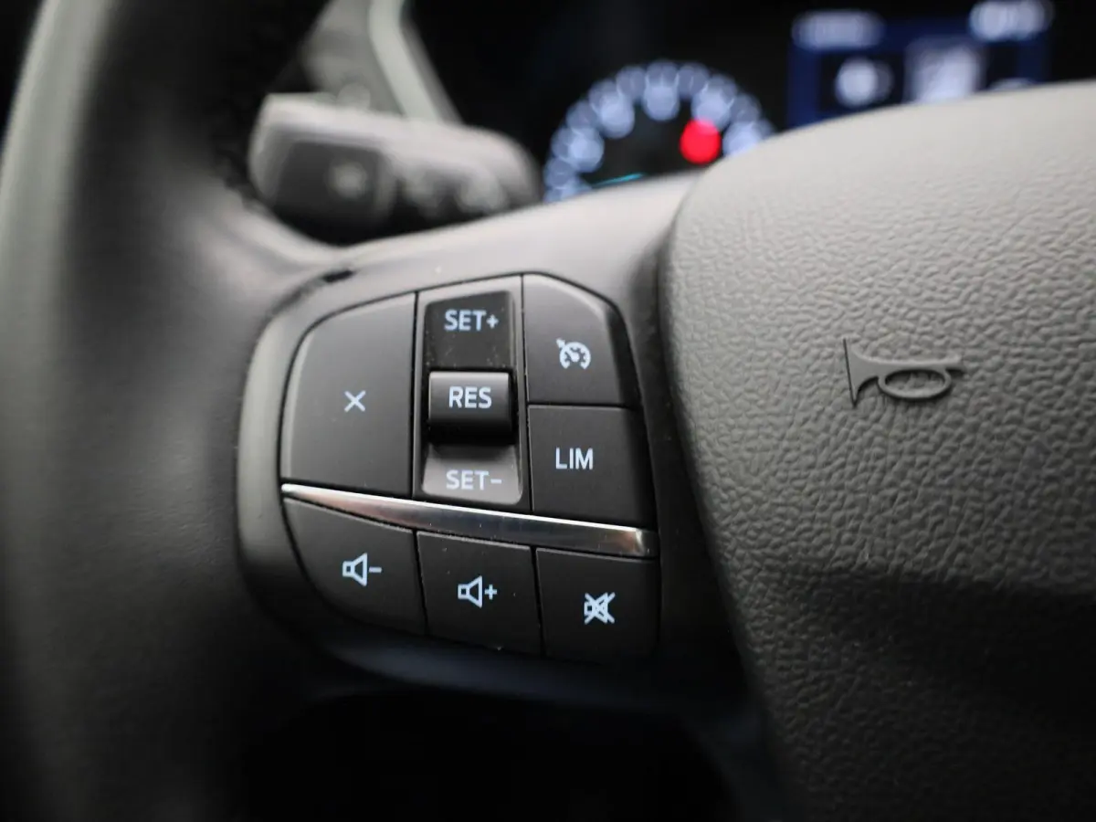 1.5 EcoBoost Trend | Airco | Cruise Control | Navigatie | PDC Voor En Achter |
