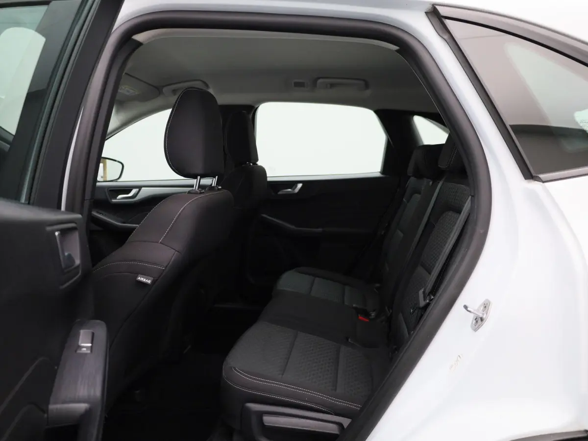 1.5 EcoBoost Trend | Airco | Cruise Control | Navigatie | PDC Voor En Achter |