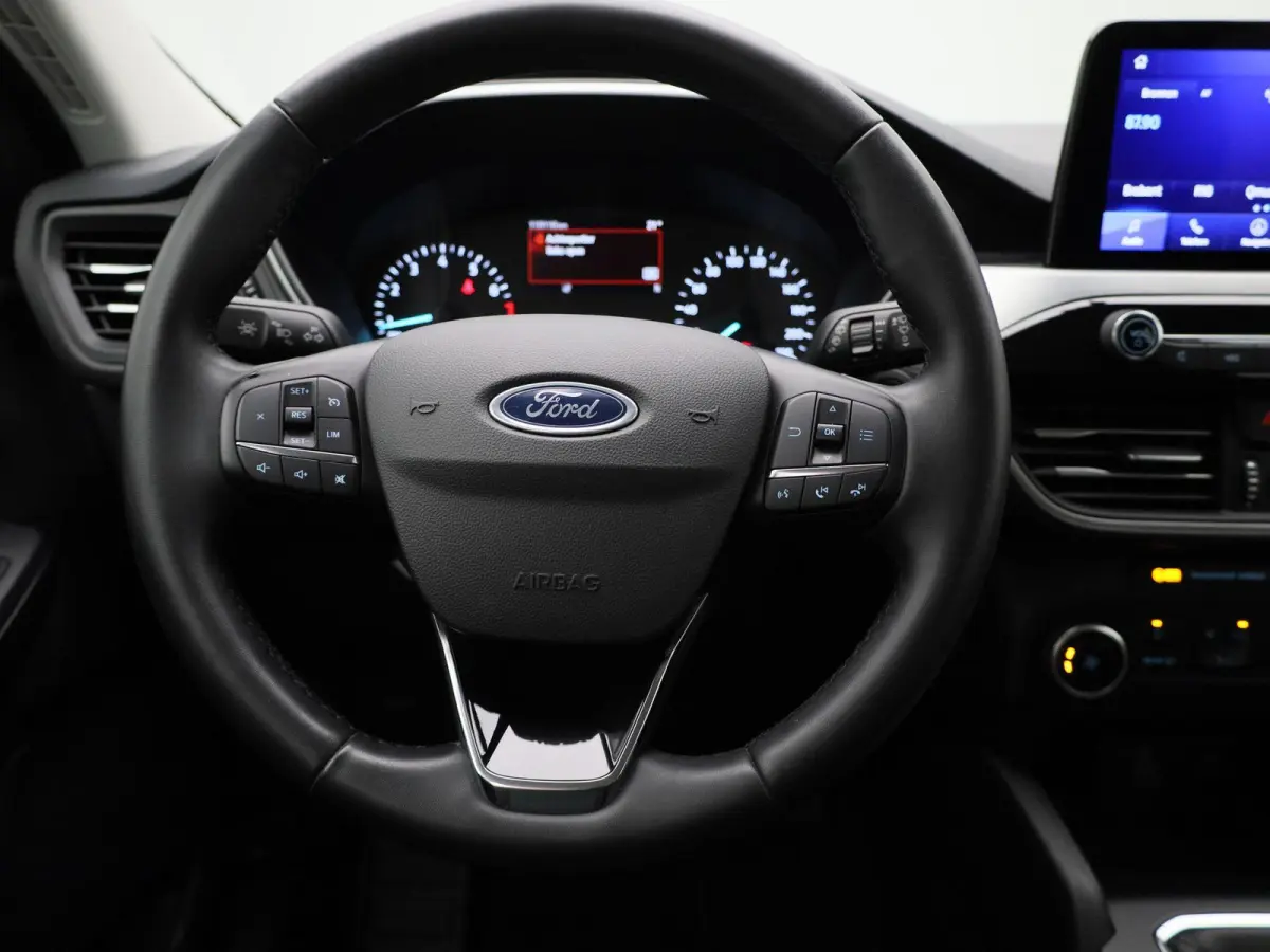 1.5 EcoBoost Trend | Airco | Cruise Control | Navigatie | PDC Voor En Achter |