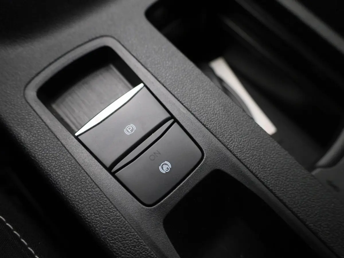 1.5 EcoBoost Trend | Airco | Cruise Control | Navigatie | PDC Voor En Achter |
