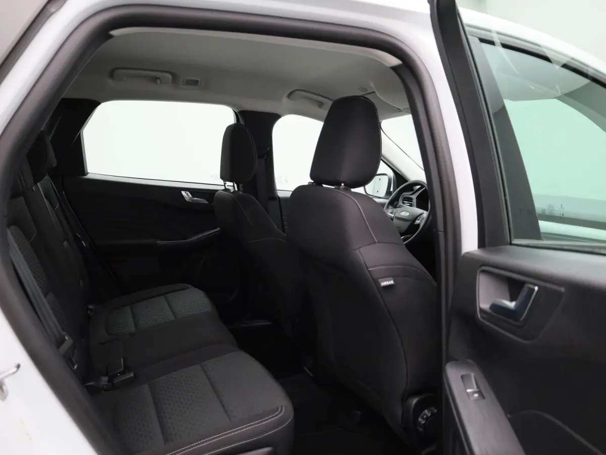 1.5 EcoBoost Trend | Airco | Cruise Control | Navigatie | PDC Voor En Achter |