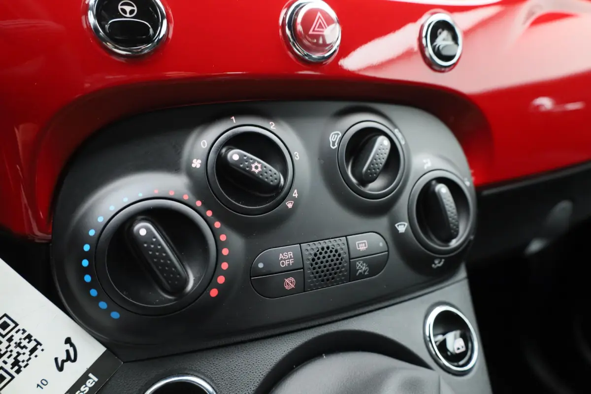 1.0 Hybrid | CRUISE CONTROL | AIRCO | ELEKTRISCHE RAMEN | MULTIFUNCTIONEEL STUURWIEL |