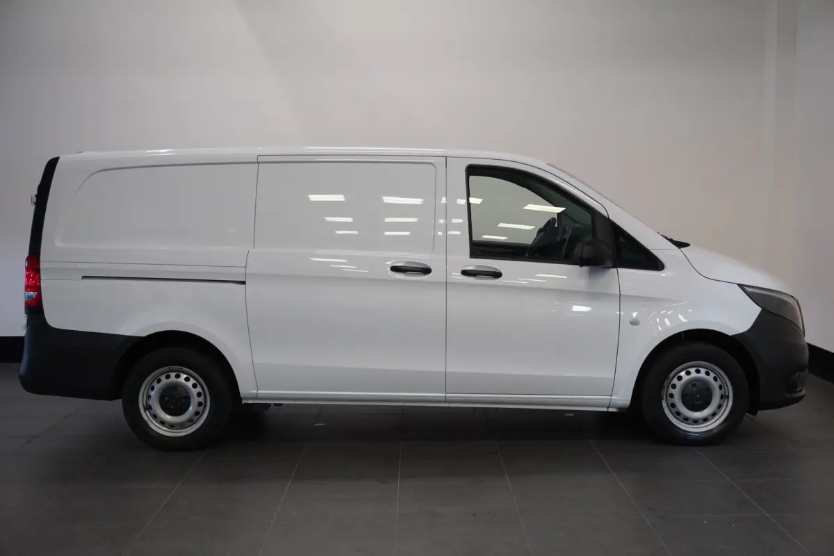 110 CDI Lang EURO 6 - Airco - Cruise - Trekhaak - €15.900,- Excl.