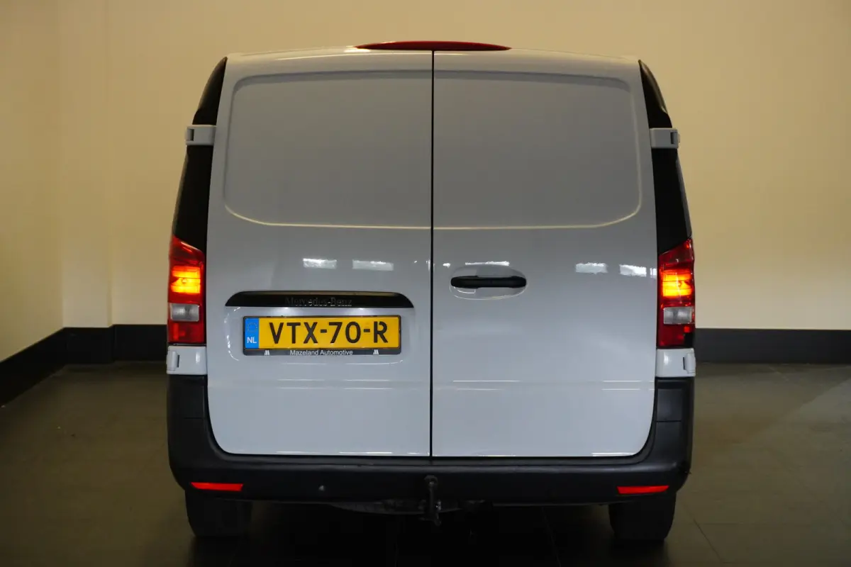 110 CDI Lang EURO 6 - Airco - Cruise - Trekhaak - €15.900,- Excl.