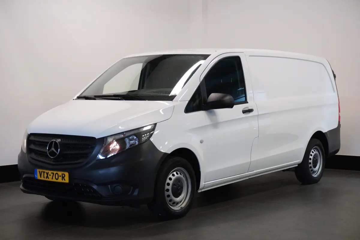 110 CDI Lang EURO 6 - Airco - Cruise - Trekhaak - €15.900,- Excl.