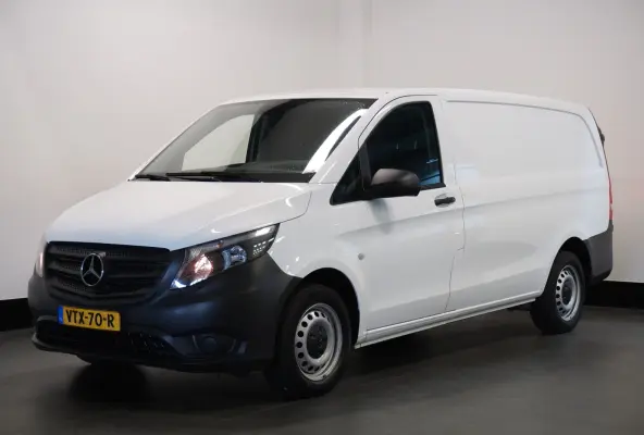 110 CDI Lang EURO 6 - Airco - Cruise - Trekhaak - €15.900,- Excl.
