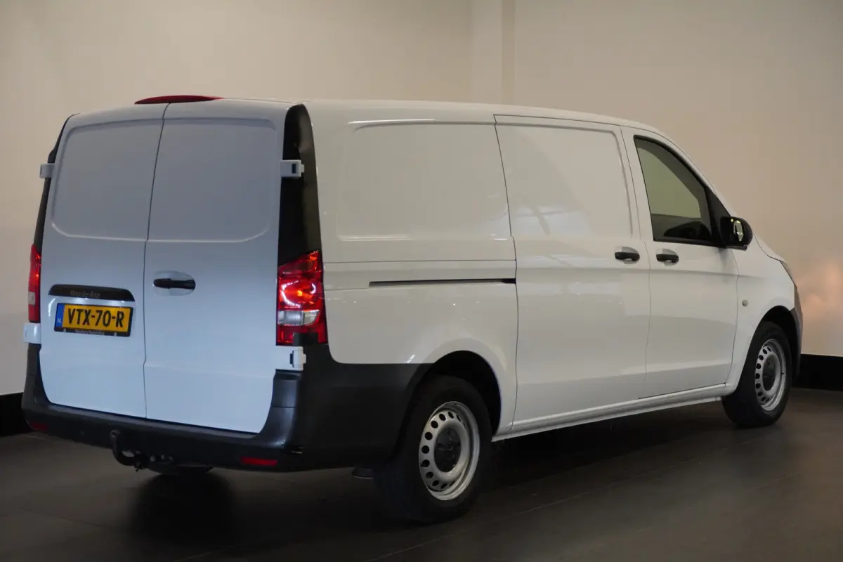 110 CDI Lang EURO 6 - Airco - Cruise - Trekhaak - €15.900,- Excl.