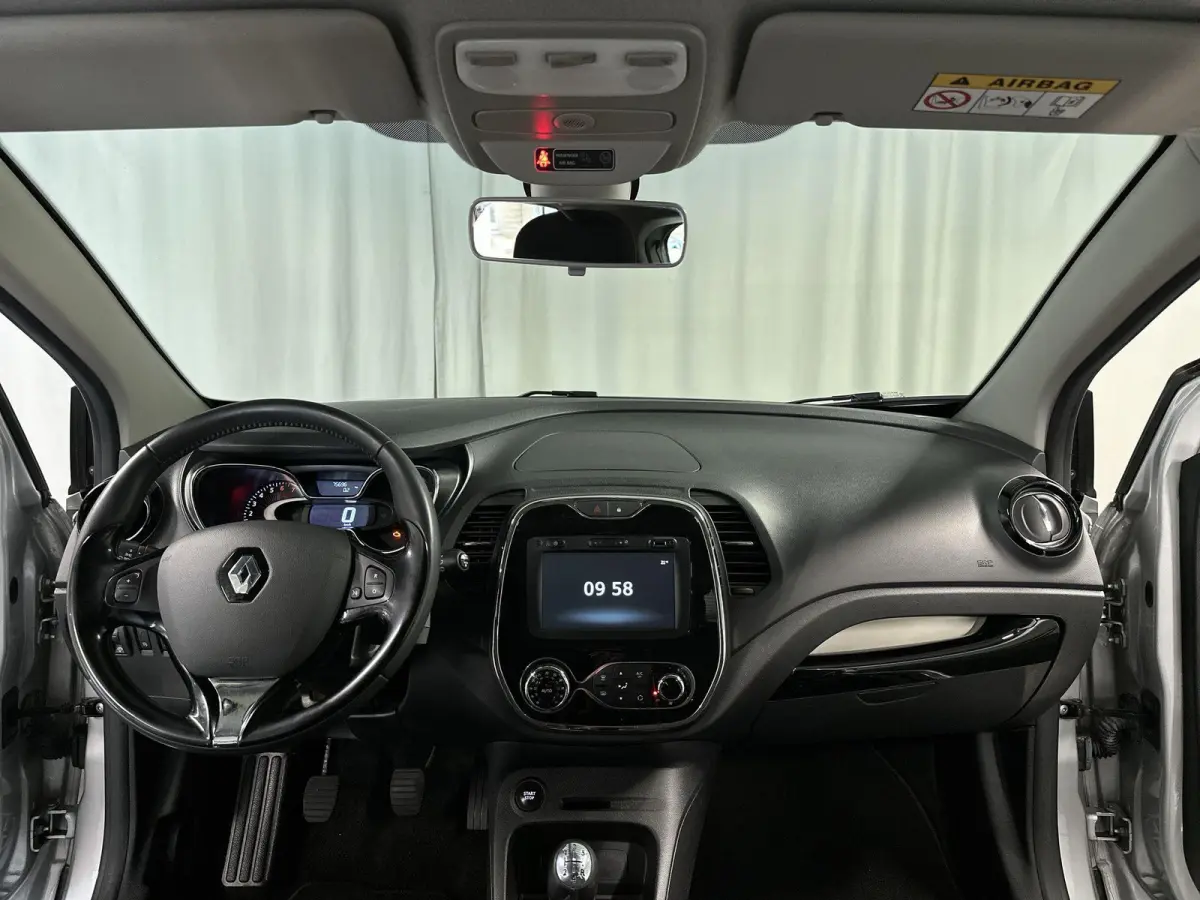 0.9 TCe Limited Trekhaak | Navigatie