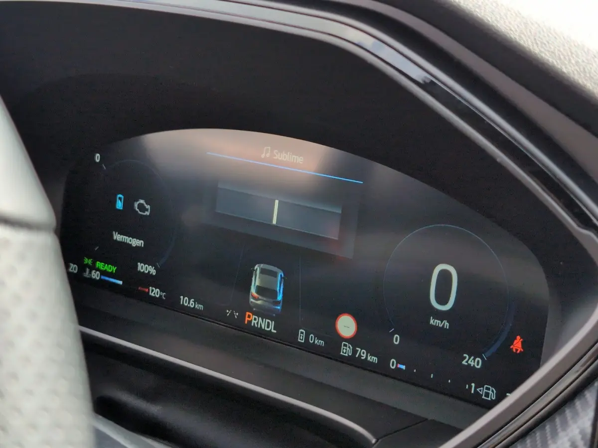 2.5 PHEV ST-Line | Achterbank verwarmd | Achteruitrijcamera | All weather banden