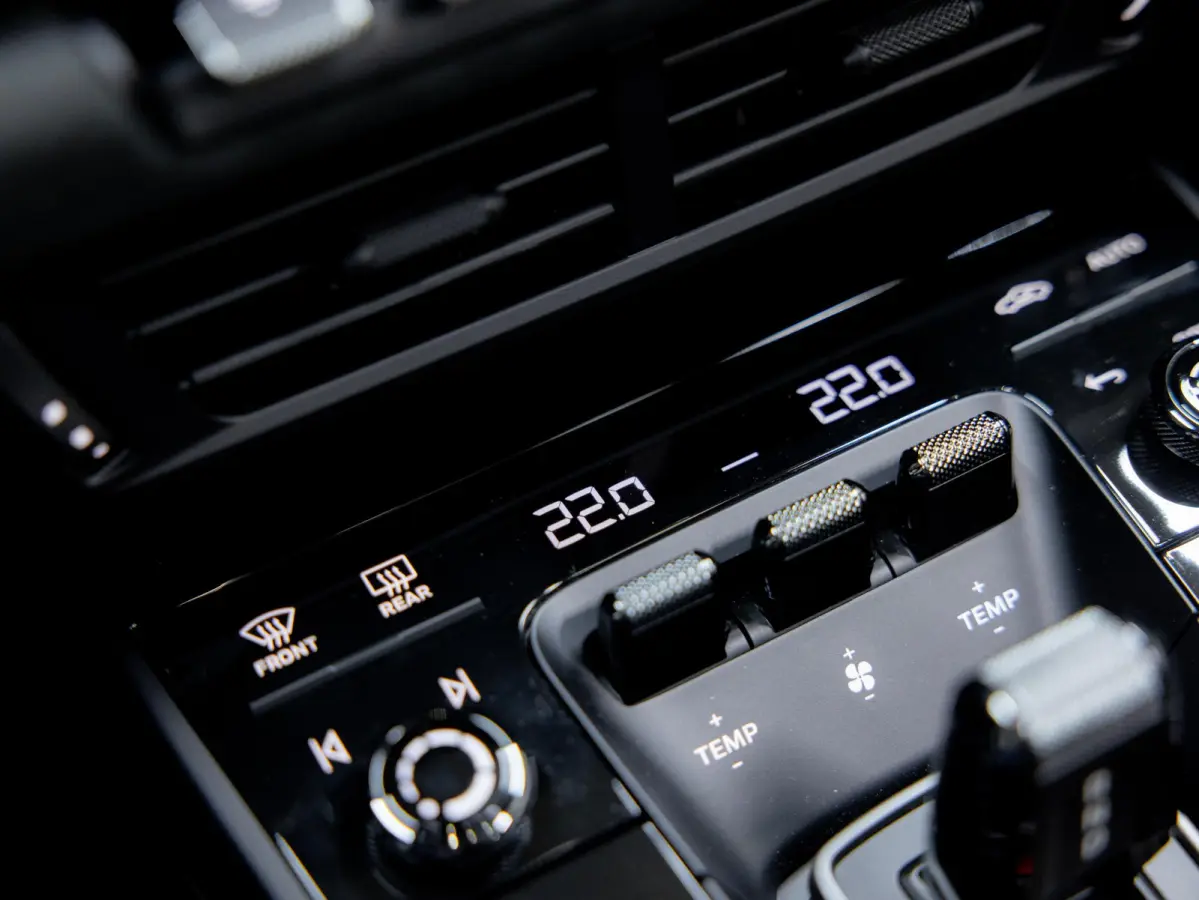 3.6 T-Hybrid 4 GTS | Lift | PDCC | 360° | HD-Matrix | BOSE | ACC | 18-weg |