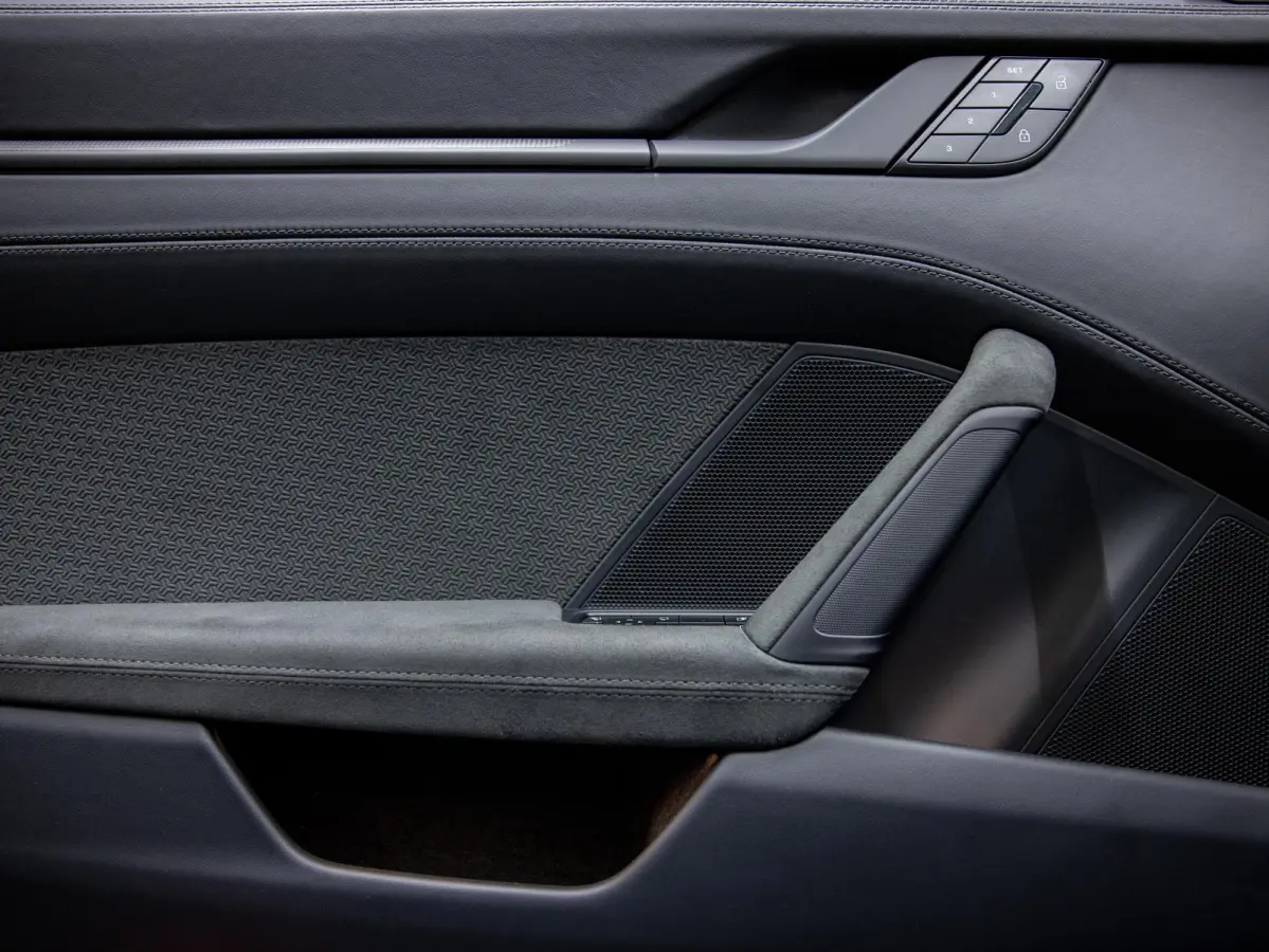 3.6 T-Hybrid 4 GTS | Lift | PDCC | 360° | HD-Matrix | BOSE | ACC | 18-weg |