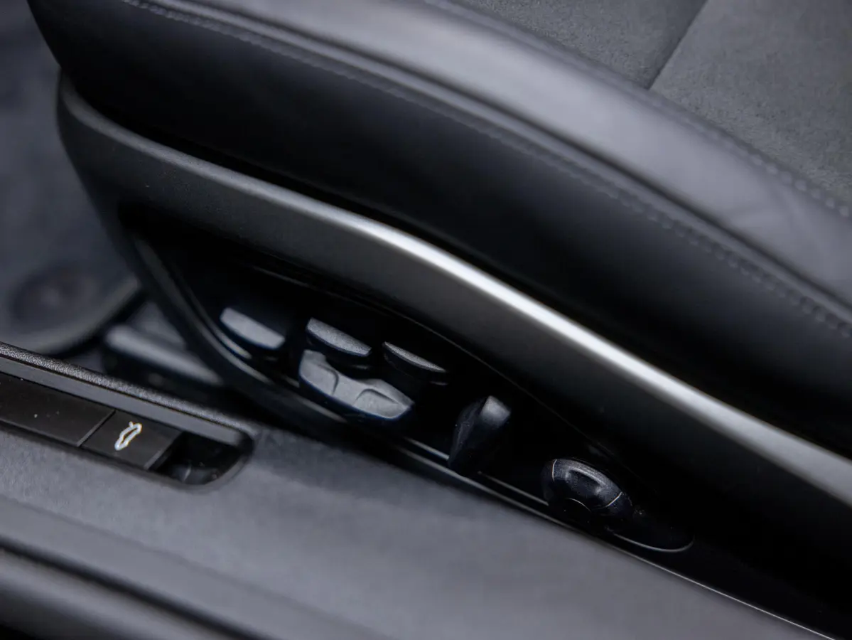 3.6 T-Hybrid 4 GTS | Lift | PDCC | 360° | HD-Matrix | BOSE | ACC | 18-weg |
