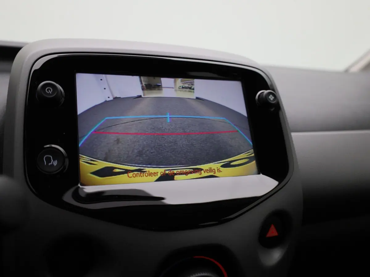 1.0 e-VTi Active l Airco l Carplay