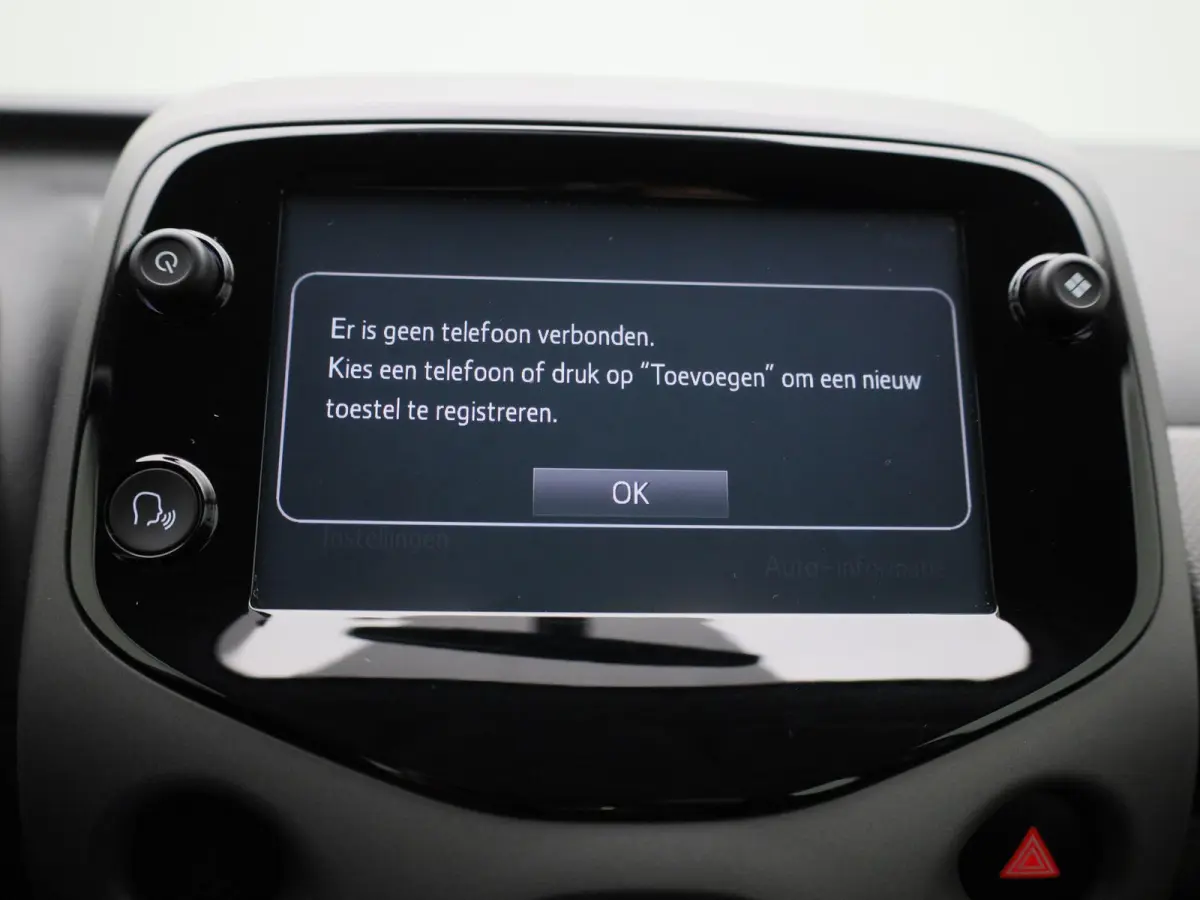 1.0 e-VTi Active l Airco l Carplay