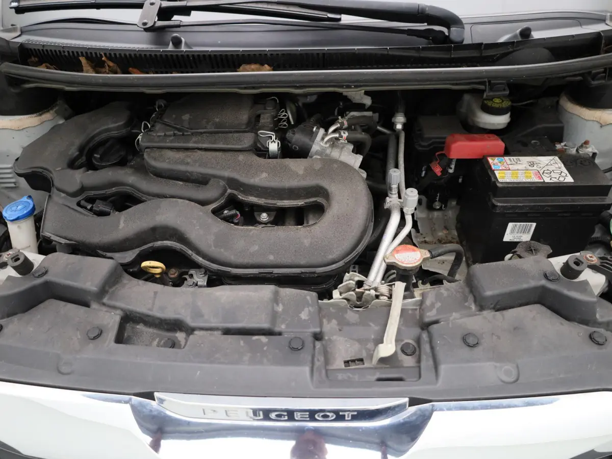 1.0 e-VTi Active l Airco l Carplay