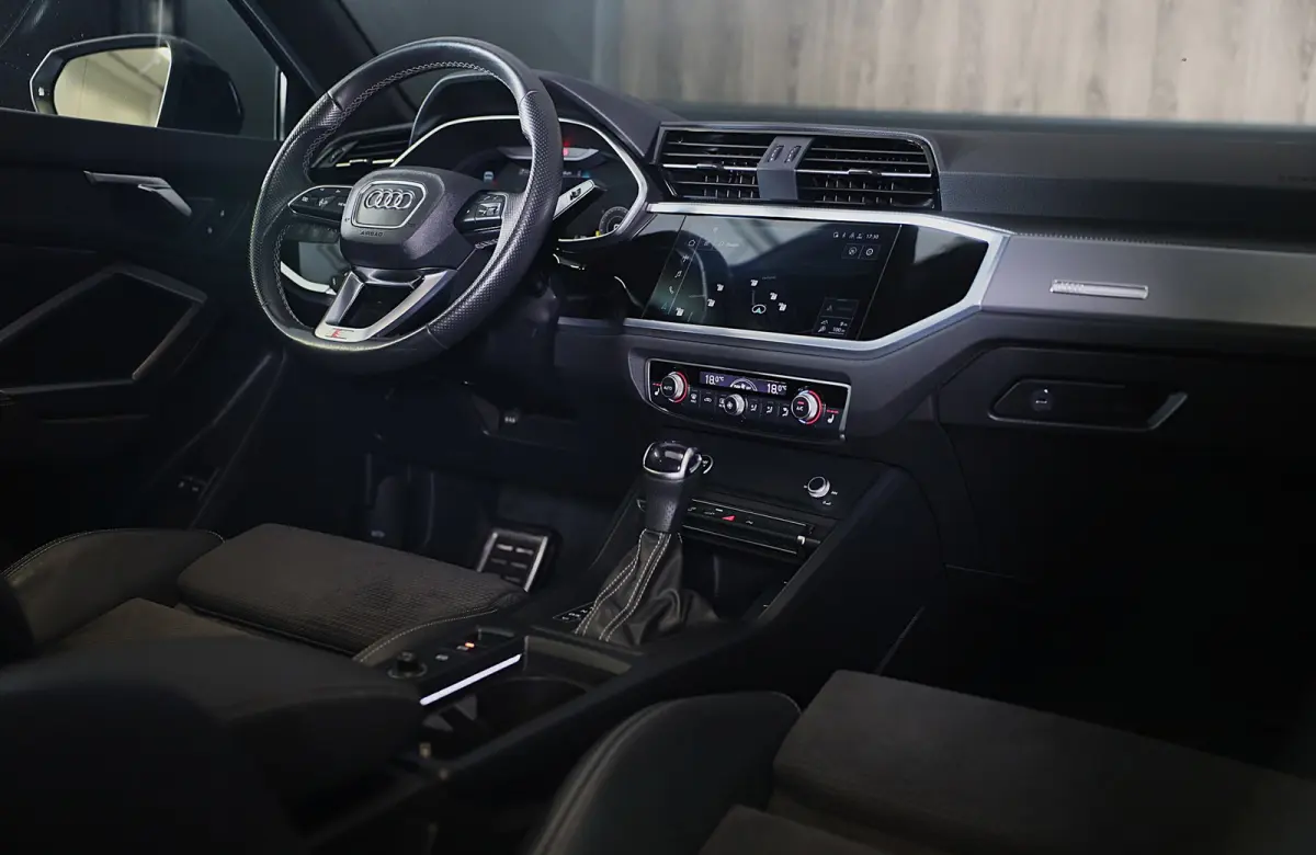 45 TFSI e RSQ3 Look / Camera / Cc / Lane Assist / Digital Cockpit / S Line Zetels / Open Panoramadak / Pdc / Matrix / 19 I