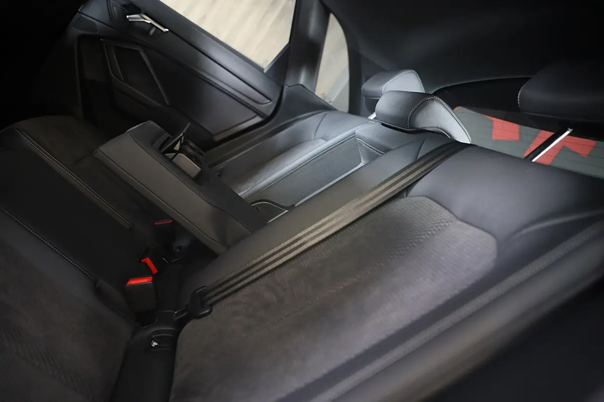 45 TFSI e RSQ3 Look / Camera / Cc / Lane Assist / Digital Cockpit / S Line Zetels / Open Panoramadak / Pdc / Matrix / 19 I