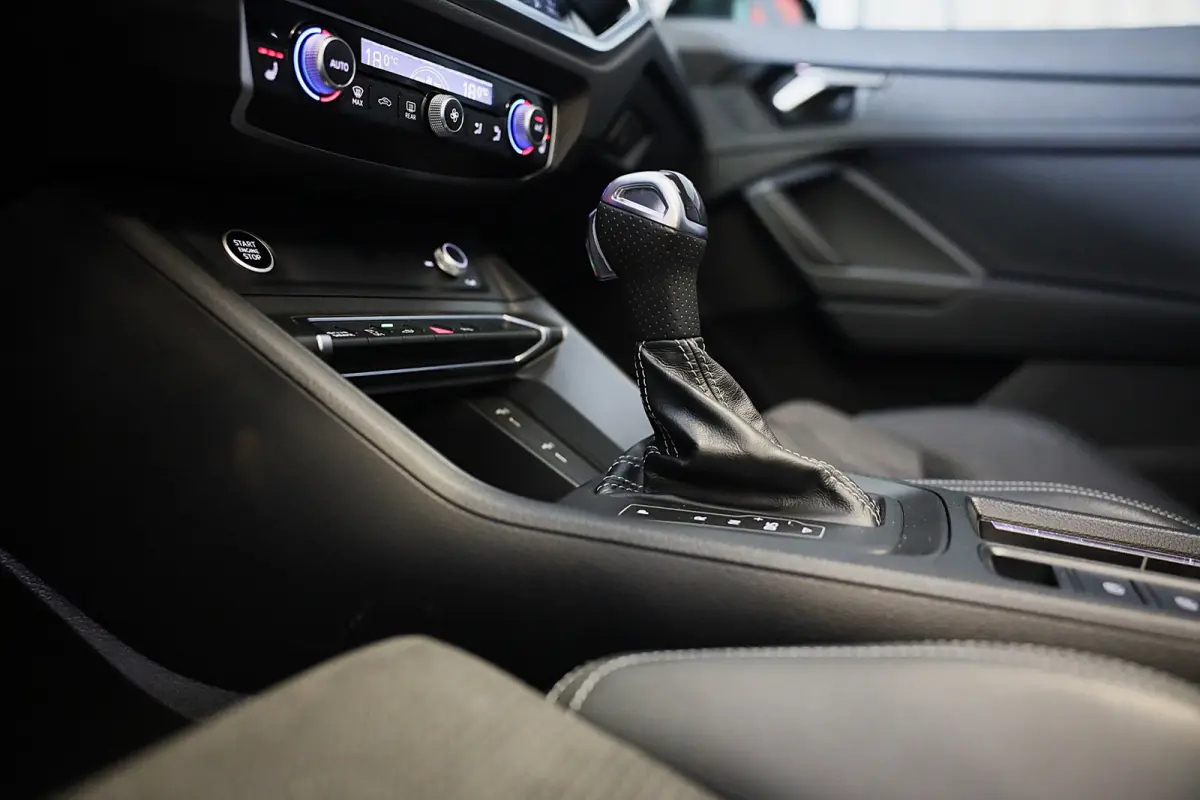 45 TFSI e RSQ3 Look / Camera / Cc / Lane Assist / Digital Cockpit / S Line Zetels / Open Panoramadak / Pdc / Matrix / 19 I
