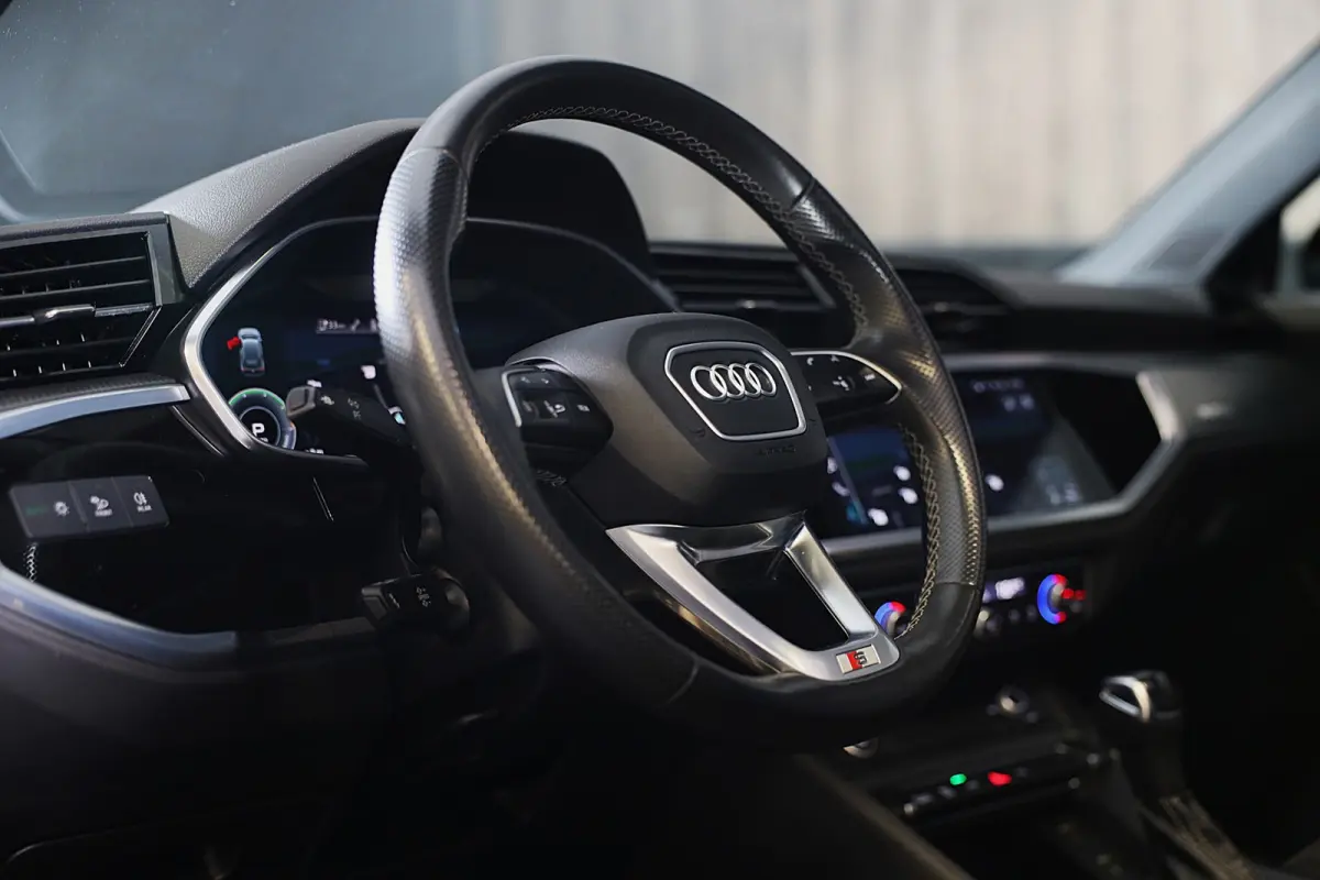 45 TFSI e RSQ3 Look / Camera / Cc / Lane Assist / Digital Cockpit / S Line Zetels / Open Panoramadak / Pdc / Matrix / 19 I