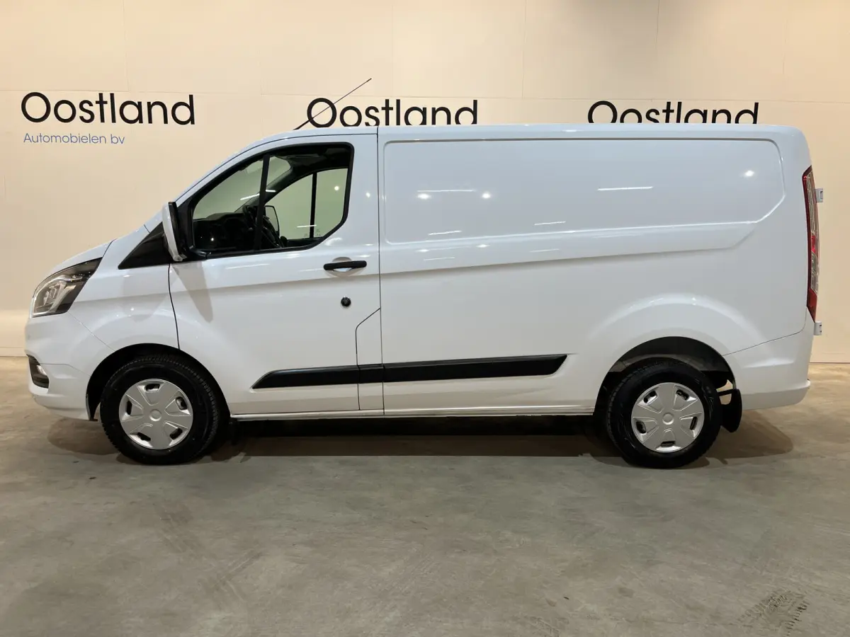 280 2.0 TDCI L1H1 Trend 130 PK / Euro 6 / Airco / CarPlay / Cruise Control / Camera / 3-Zits / 62.500 KM !!
