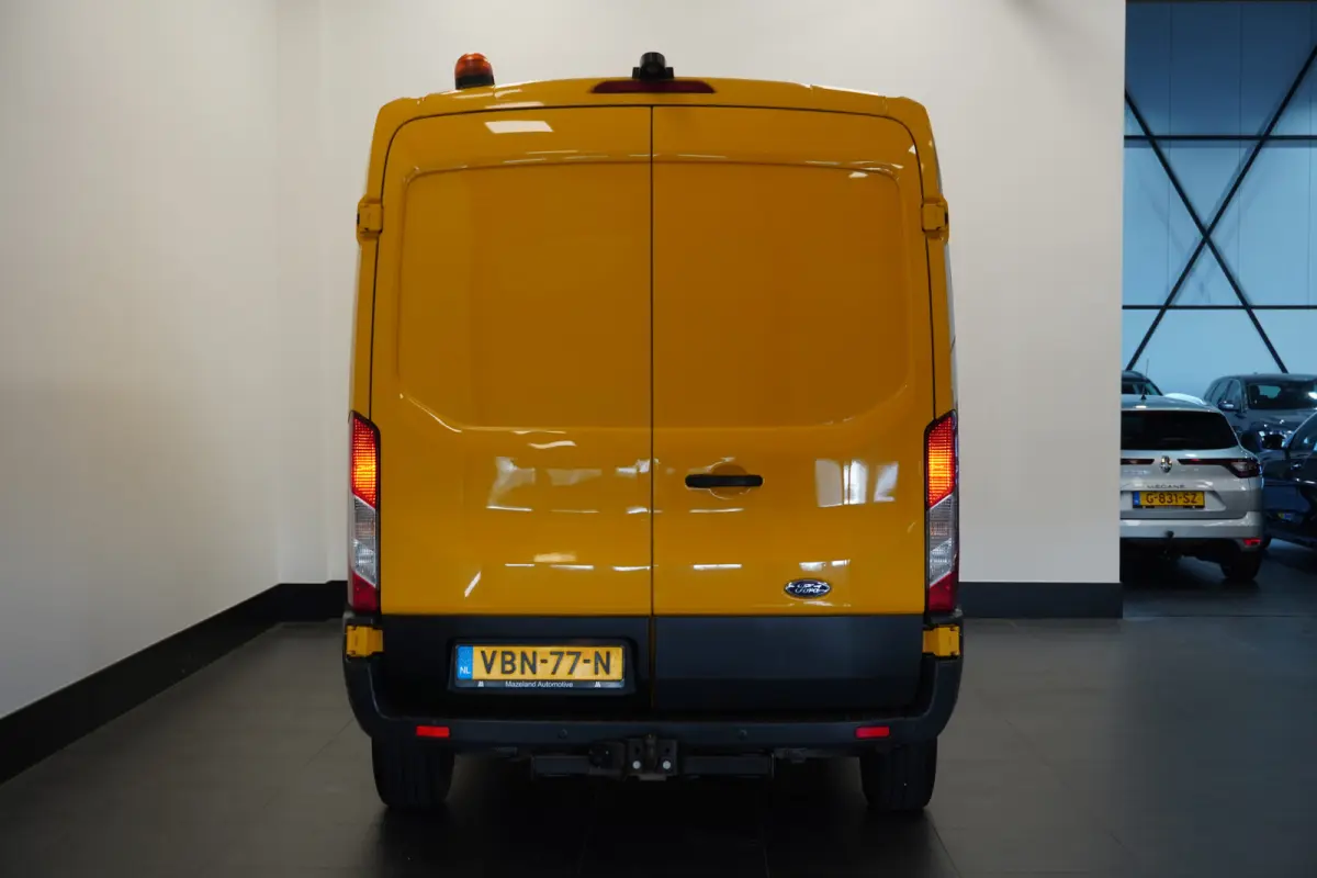 2.0 TDCI 130PK L3H2 FWD EURO 6 - Airco - Cruise - PDC - €9.900,- Excl.
