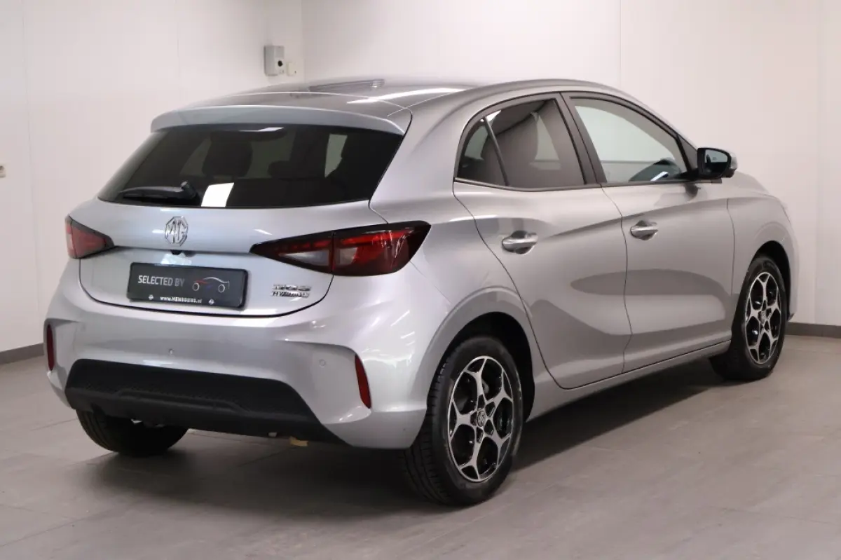 1.5 Hybrid+ Luxury