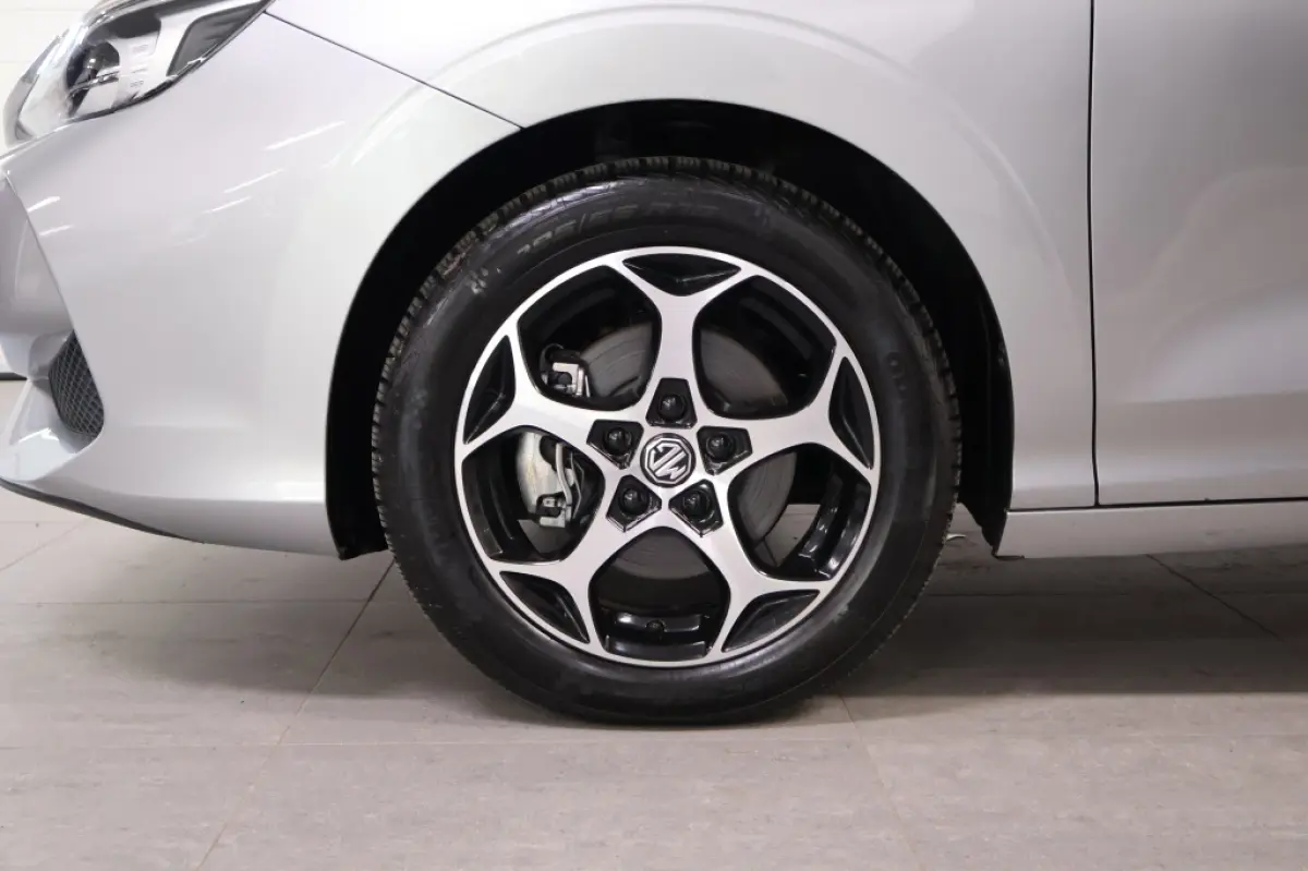1.5 Hybrid+ Luxury