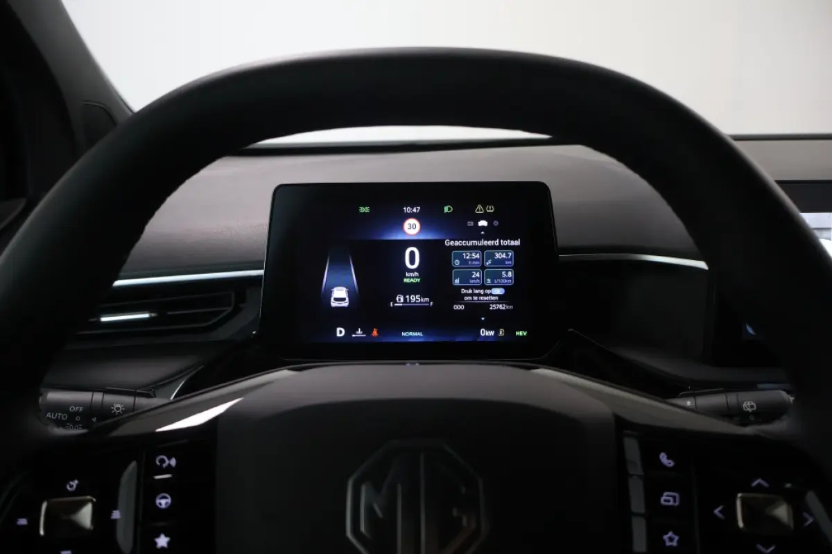 1.5 Hybrid+ Luxury