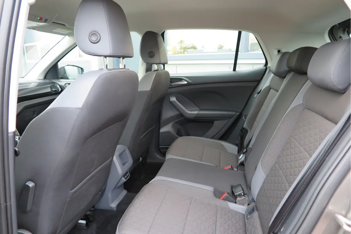 1.0 TSI 110pk DSG Style, Led, Virtual Cockpit, Navigatie, Stoelverwarming, DAB+ ,Carplay ,etc .