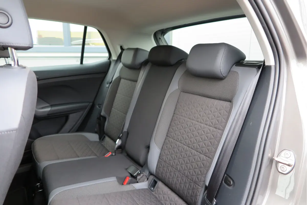 1.0 TSI 110pk DSG Style, Led, Virtual Cockpit, Navigatie, Stoelverwarming, DAB+ ,Carplay ,etc .