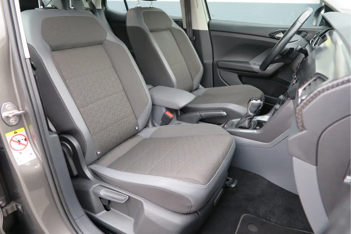 1.0 TSI 110pk DSG Style, Led, Virtual Cockpit, Navigatie, Stoelverwarming, DAB+ ,Carplay ,etc .