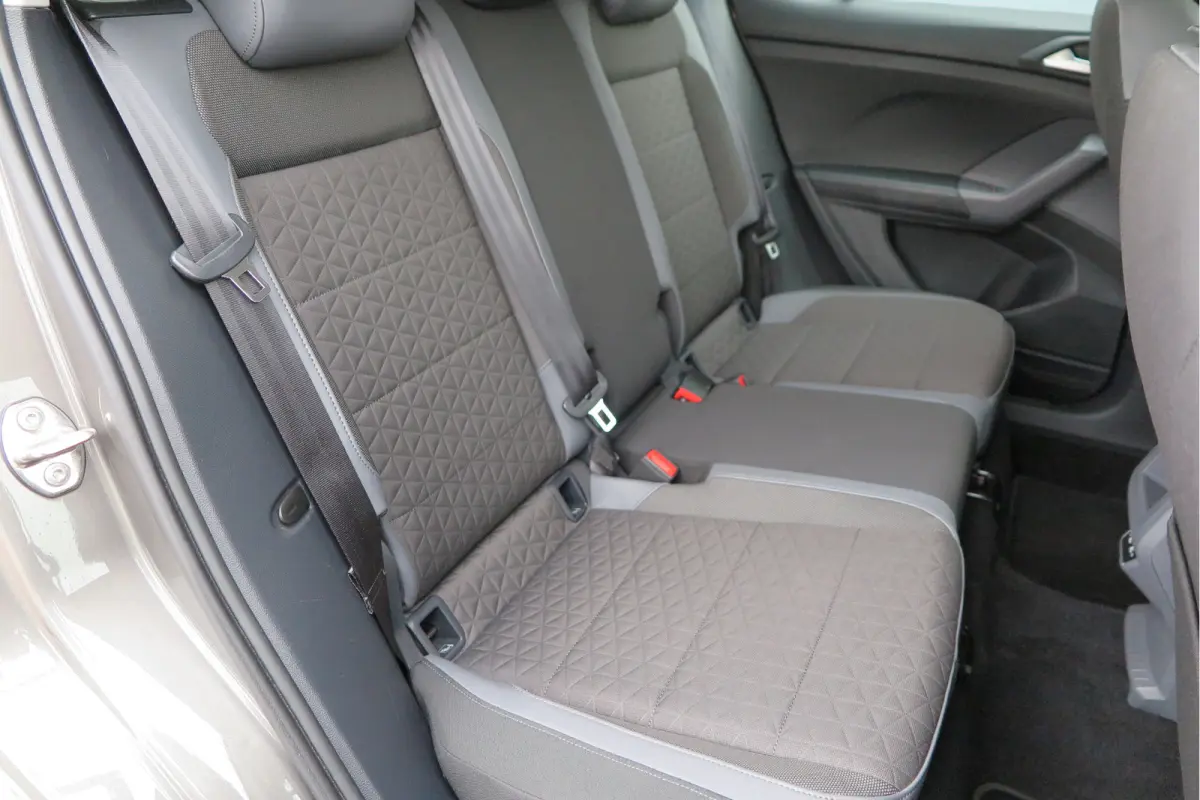 1.0 TSI 110pk DSG Style, Led, Virtual Cockpit, Navigatie, Stoelverwarming, DAB+ ,Carplay ,etc .