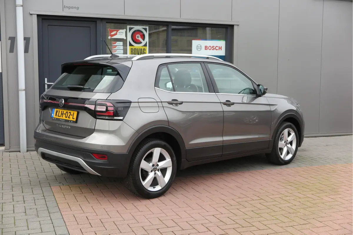 1.0 TSI 110pk DSG Style, Led, Virtual Cockpit, Navigatie, Stoelverwarming, DAB+ ,Carplay ,etc .