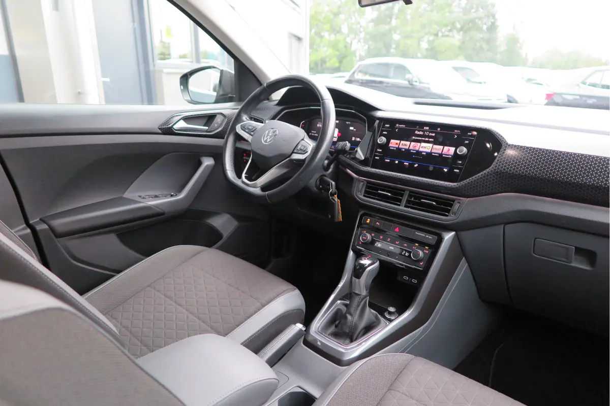 1.0 TSI 110pk DSG Style, Led, Virtual Cockpit, Navigatie, Stoelverwarming, DAB+ ,Carplay ,etc .