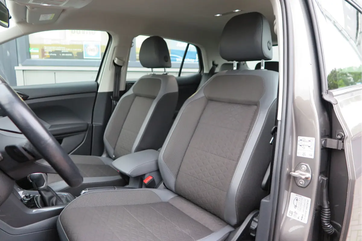 1.0 TSI 110pk DSG Style, Led, Virtual Cockpit, Navigatie, Stoelverwarming, DAB+ ,Carplay ,etc .