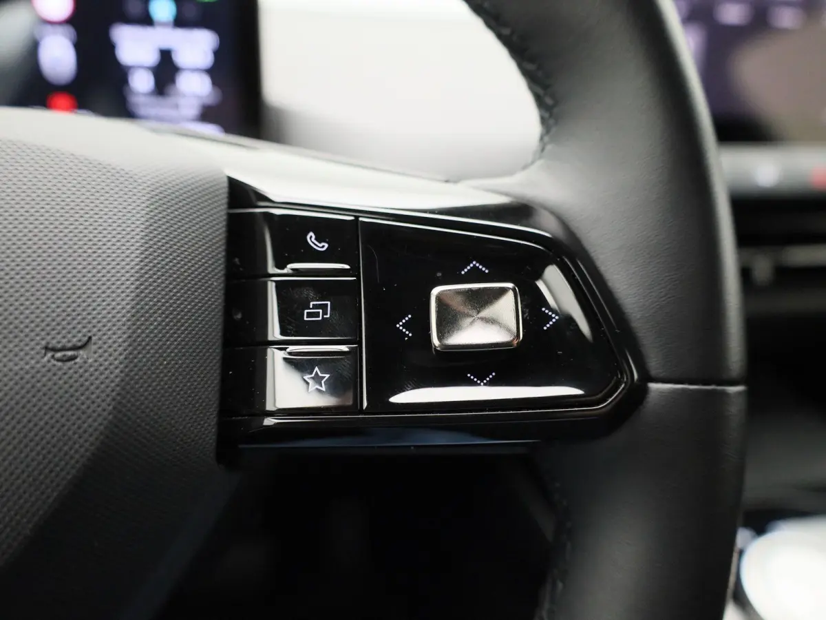 Comfort 64 kWh | SOH 96% | APPLE CARPLAY - ANDROID AUTO | PARKEERSENSOREN | CLIMATE CONTROL | CRUISE CONTROL |