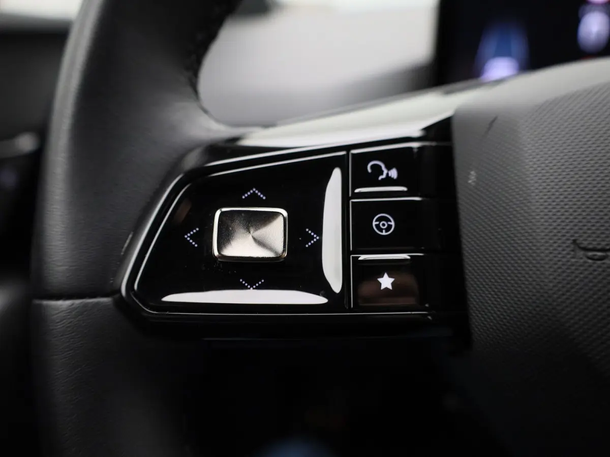Comfort 64 kWh | SOH 96% | APPLE CARPLAY - ANDROID AUTO | PARKEERSENSOREN | CLIMATE CONTROL | CRUISE CONTROL |