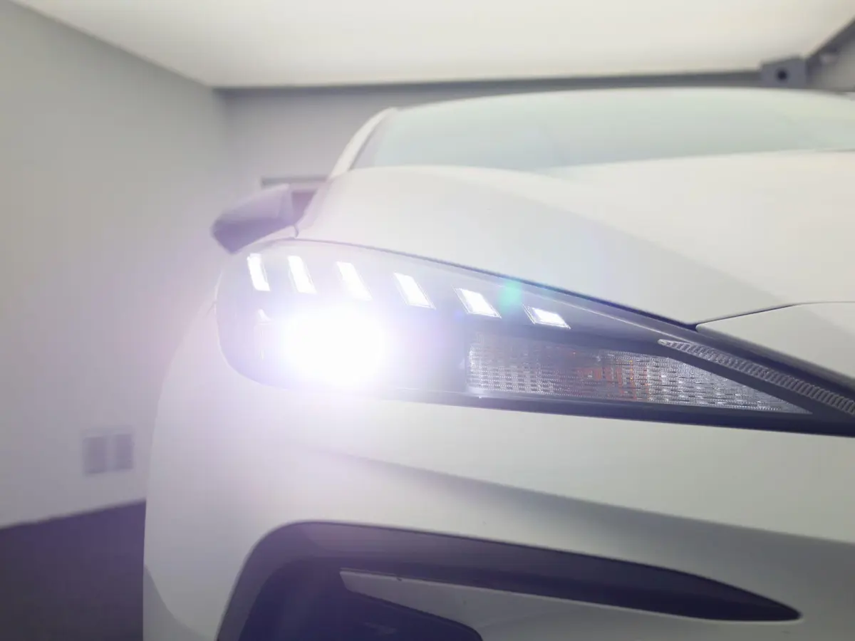 Comfort 64 kWh | SOH 96% | APPLE CARPLAY - ANDROID AUTO | PARKEERSENSOREN | CLIMATE CONTROL | CRUISE CONTROL |