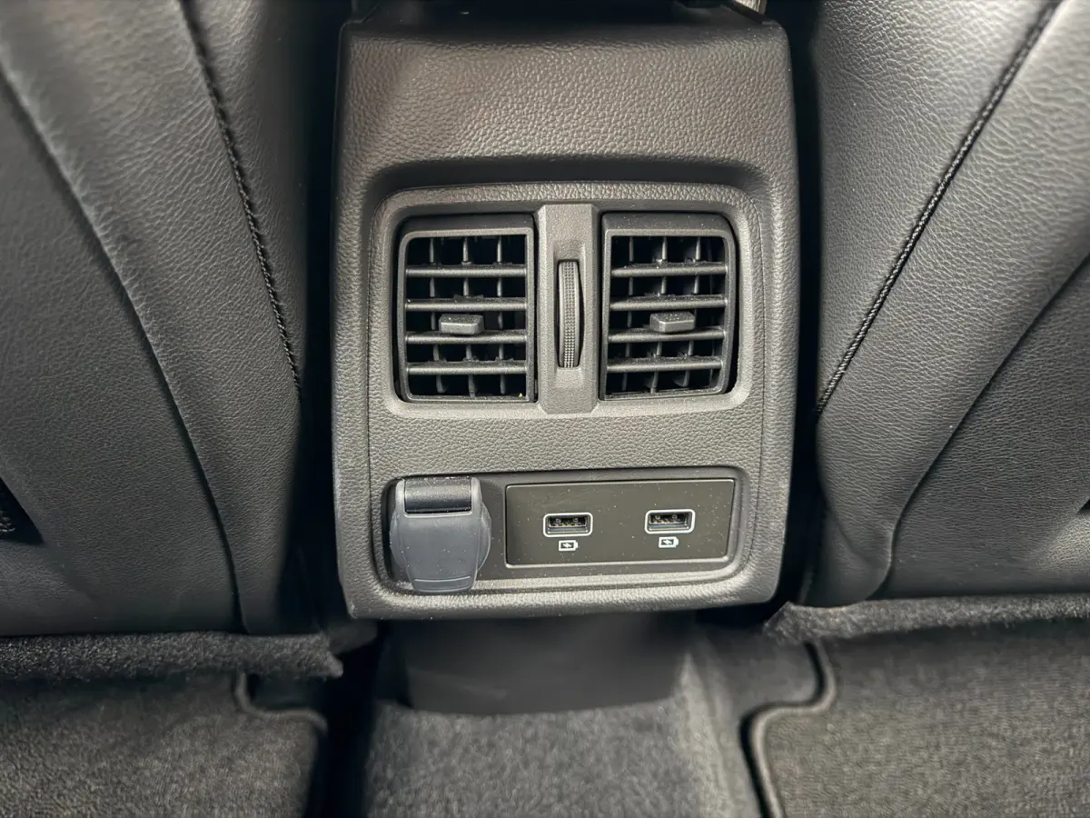 1.6 E-Tech full hybrid 145 techno, Mitsubishi ASX