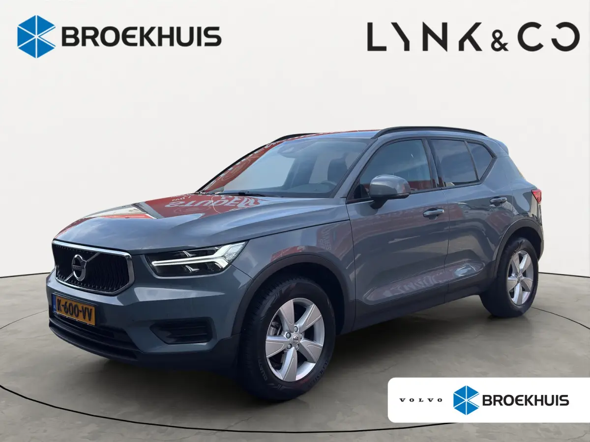 T2 Momentum Core | Trekhaak | Stuur+Stoelverwarming | Cruise control adaptief | Apple Carplay/Android Auto |