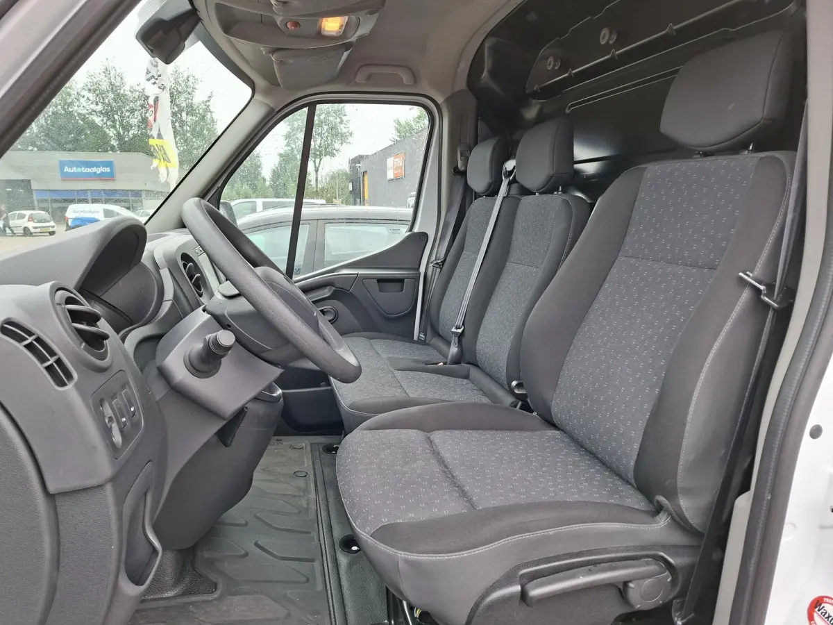 2.3 CDTI BiTurbo L2H2 Start/Stop Navigatie ClimateControl CruiseControl 3-Zitter DAB NAP