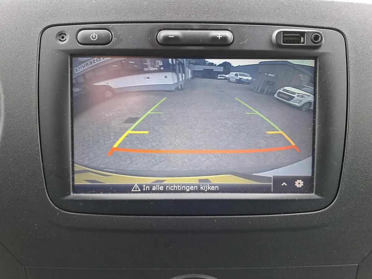 2.3 CDTI BiTurbo L2H2 Start/Stop Navigatie ClimateControl CruiseControl 3-Zitter DAB NAP