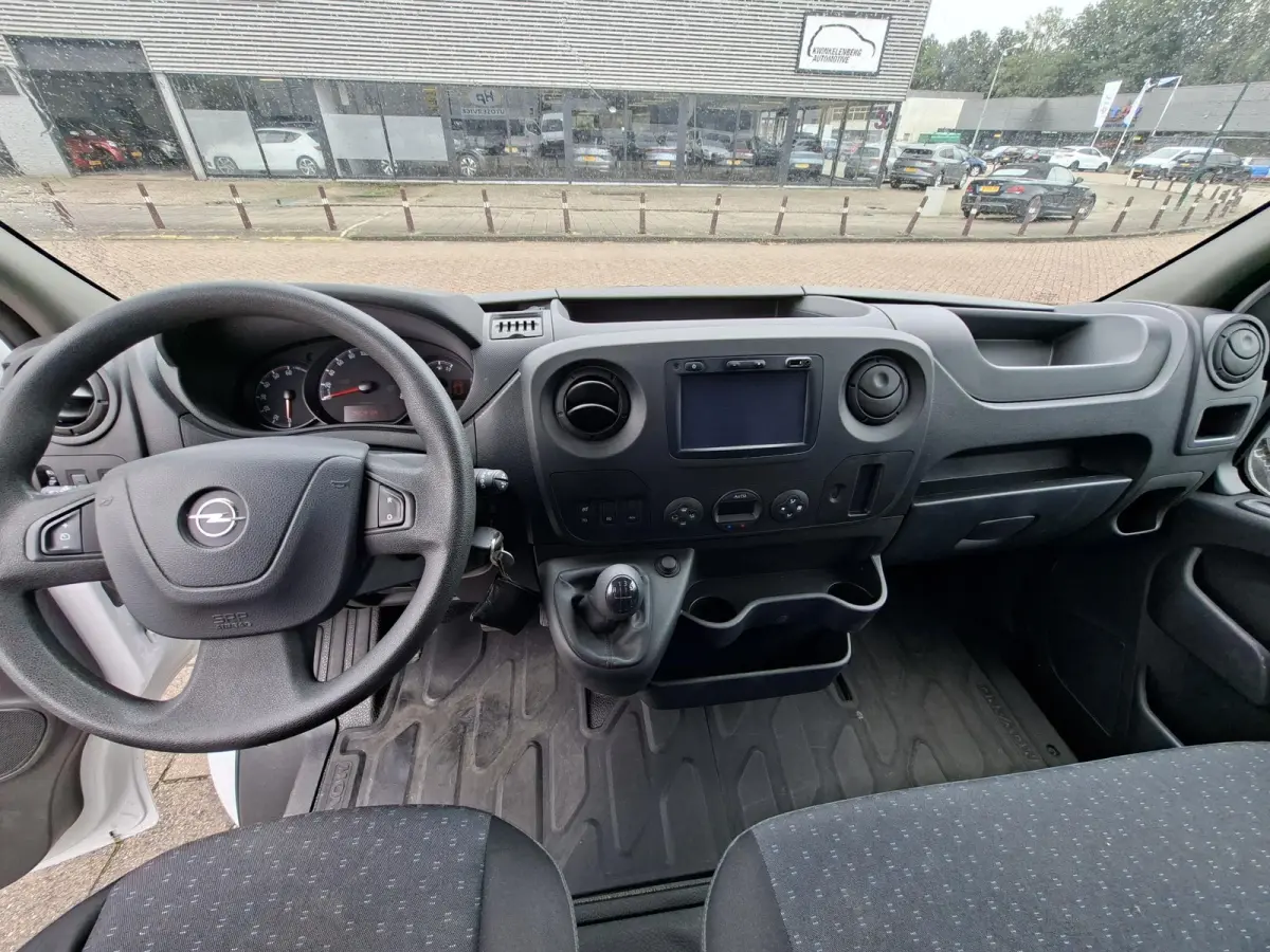 2.3 CDTI BiTurbo L2H2 Start/Stop Navigatie/ClimateControl/CruiseControl/Achteruitrijcamera/3-Zitter/DAB/NAP