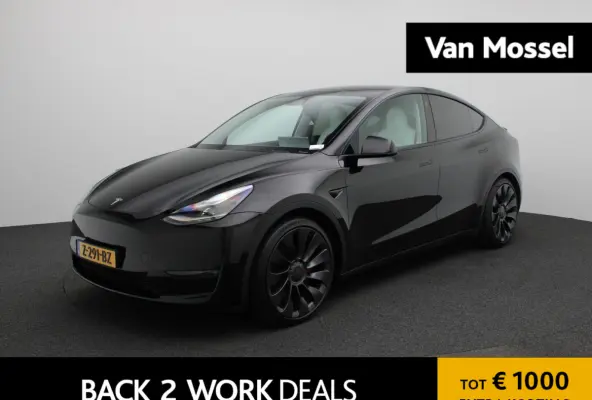 Performance AWD 75 kWh | WORDT VERWACHT | PANORAMADAK | ACHTERUITRIJCAMERA | STOELVERWARMING | STUURWIELVERWARMING | PARKEERSENSOREN | ELEKTRISCHE STOELEN | NAVIGATIE | LED VERLICHTING |