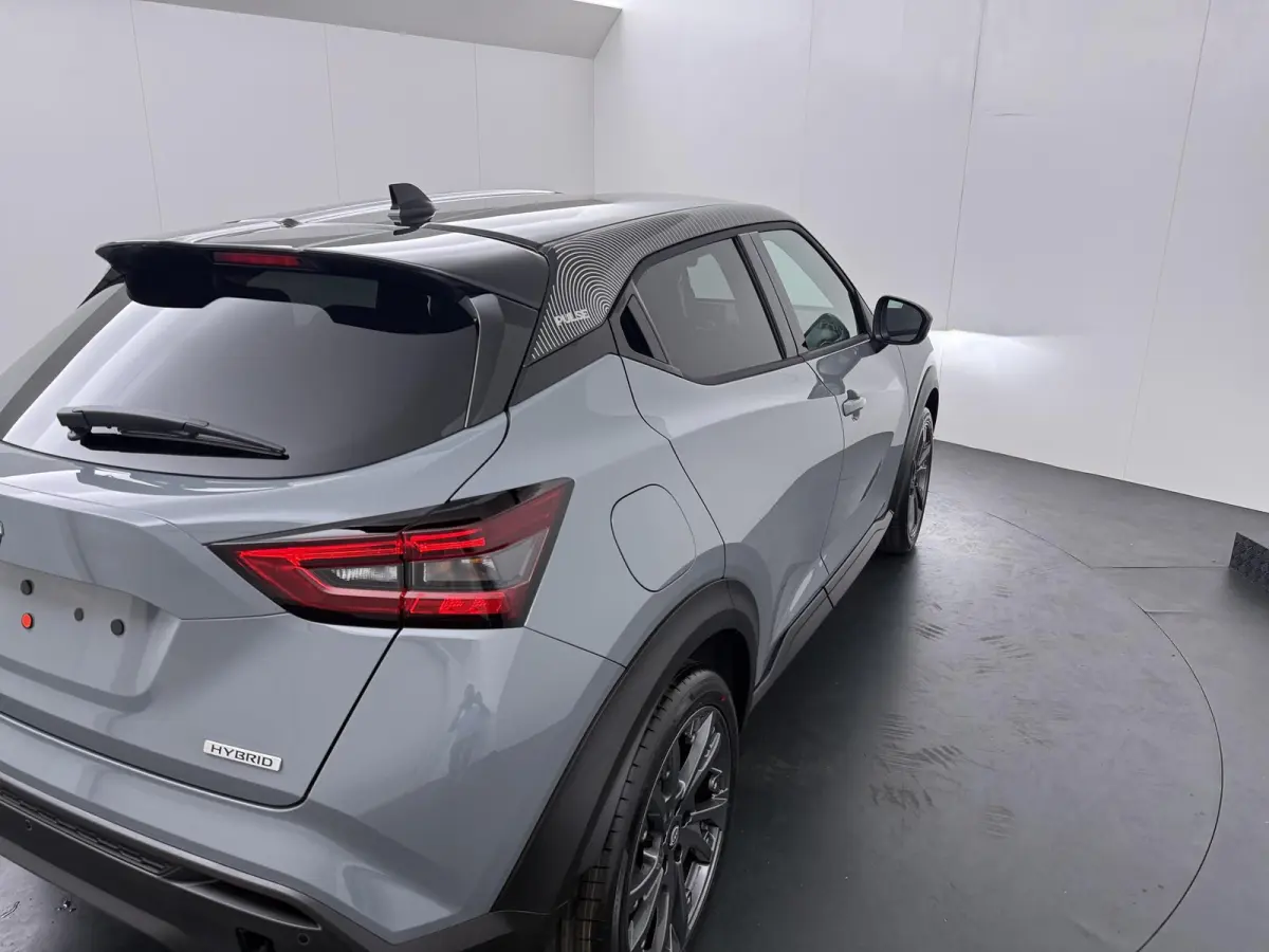 1.6 Hybrid Pulse | €3.000 voorraadvoordeel | MY26 | Midnight Blue Lederen bekleding | Stoel & stuurwielverwarming | Adaptieve cruise control (ProPilot Assist)