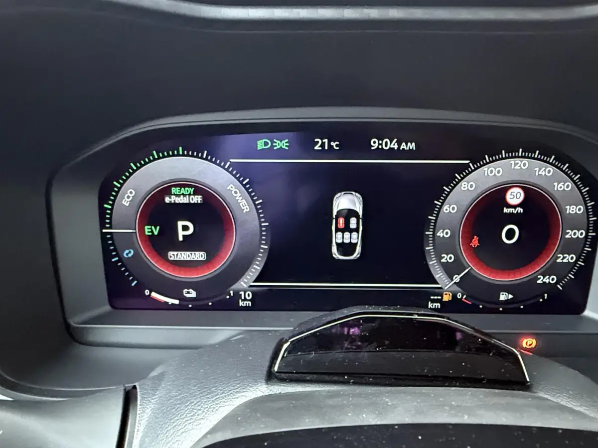 1.6 Hybrid Pulse | €3.000 voorraadvoordeel | MY26 | Midnight Blue Lederen bekleding | Stoel & stuurwielverwarming | Adaptieve cruise control (ProPilot Assist)