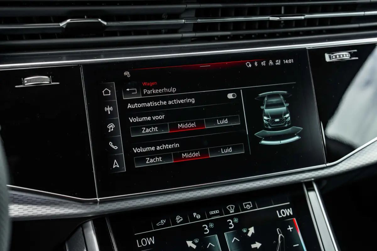 55 TFSI e quattro Pro Line | Panoramadak | Trekhaak | HUD | Bang & Olufsen | Nachtzichtassistent | | Achteruitrijcamera | Audio installatie premium | Dodehoek detectie