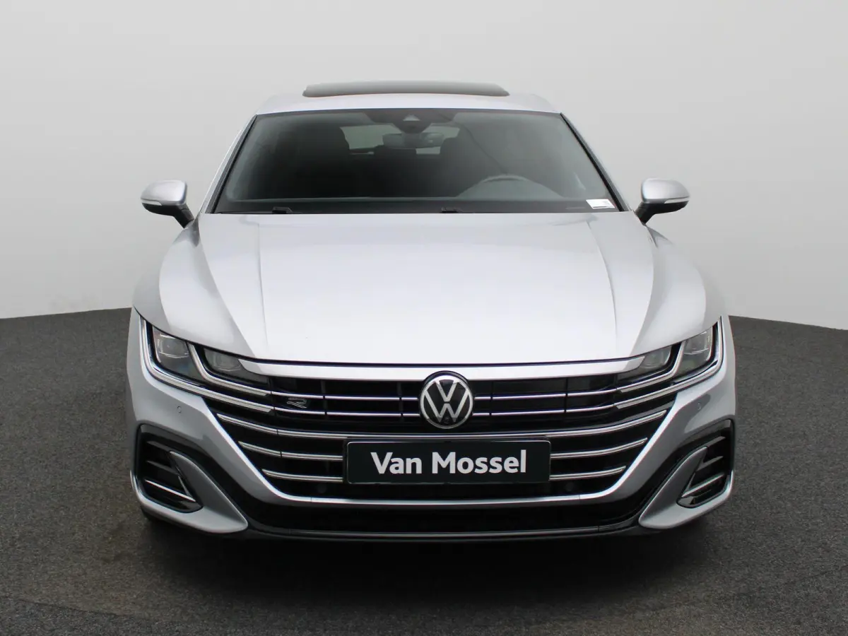 1.4 TSI eHybrid R-Line Business+ | PANORAMADAK | 360 CAMERA | MEMORY | TREKHAAK | ELEKTRISCHE KOFFERKLEP | STOELVERWARMING | KEYLESS | VIRTUAL COCKPIT | ADAPTIVE CRUISE CONTROL | LANE ASSIST