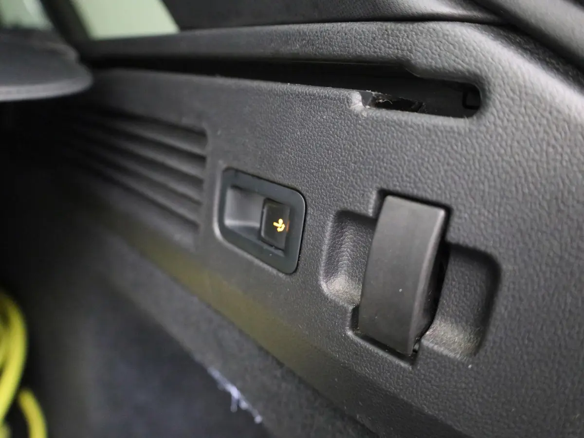 1.4 TSI eHybrid R-Line Business+ | PANORAMADAK | 360 CAMERA | MEMORY | TREKHAAK | ELEKTRISCHE KOFFERKLEP | STOELVERWARMING | KEYLESS | VIRTUAL COCKPIT | ADAPTIVE CRUISE CONTROL | LANE ASSIST